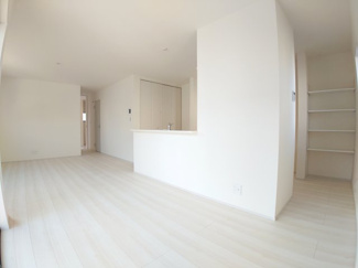 【居間・リビング】