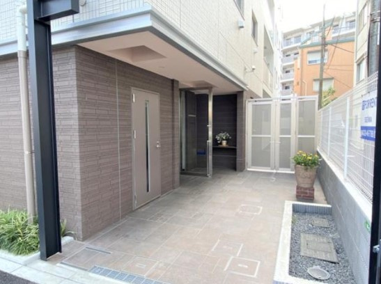 コスモス江古田のエントランス