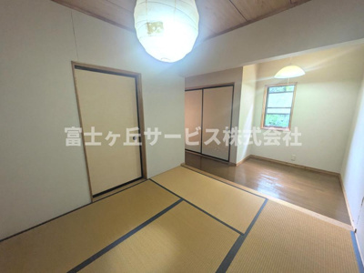 【和室】 | 袋井市愛野 中古戸建て | ２Fの和室です