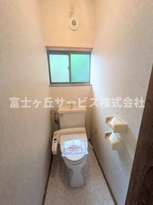 【トイレ】 | 袋井市愛野 中古戸建て | トイレです