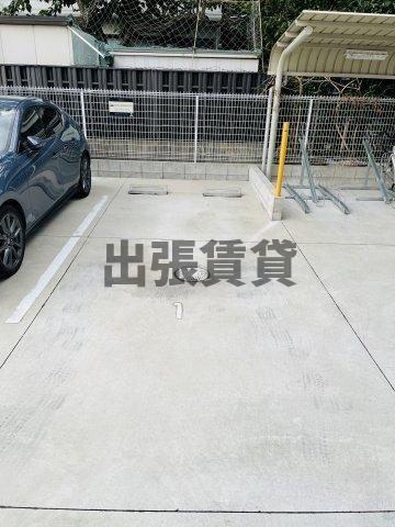 仲介手数料0円！AVANTI　johokuの駐車場