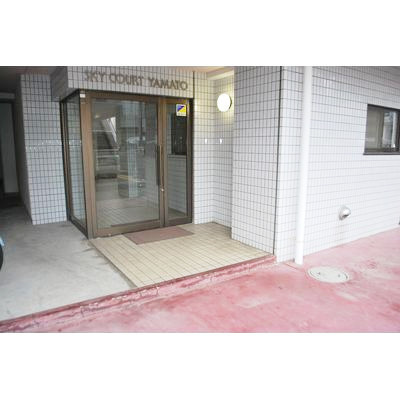 スカイコート大和の内装|明るい室内です