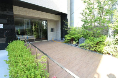 【エントランス】 | レオンコンフォート本町クレセント
