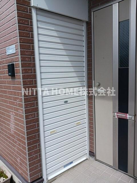 アーバン縄手Ｂのその他共用部分|便利なも物置スペース有り( ^)o(^ )