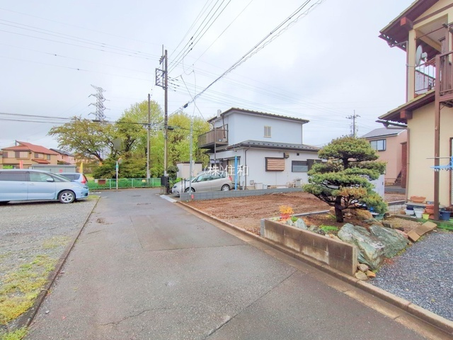 【新築分譲住宅】川越市南大塚10期の前面道路含む現地写真
