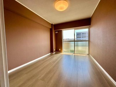 【洋室】 | メゾンドール羽衣 | スタンダードな洋室です