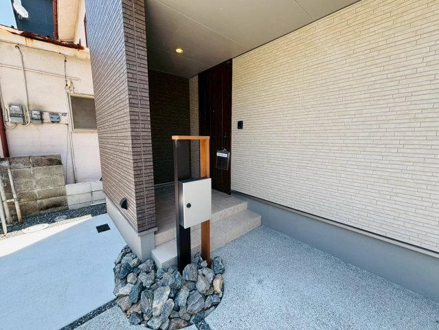 アイパッソの家／中央区本山２丁目のエントランス