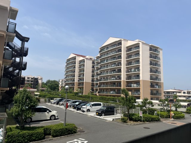 東急ドエルアルス三田ウッディタウン中央B棟の展望