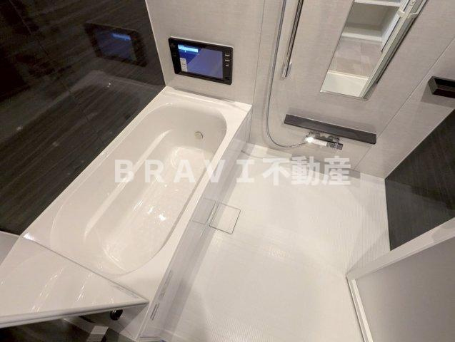 コンフォリア・リヴ谷町四丁目 BRAVI不動産の浴室