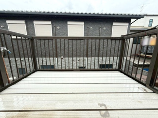 【バルコニー】 | 右京区梅津北浦町 | 南向き広々バルコニー