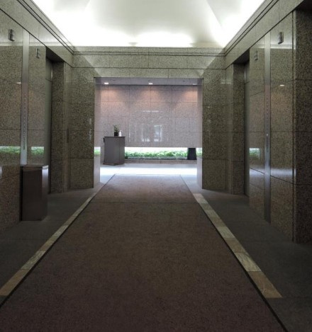 クラボウアネックスビルのエントランス