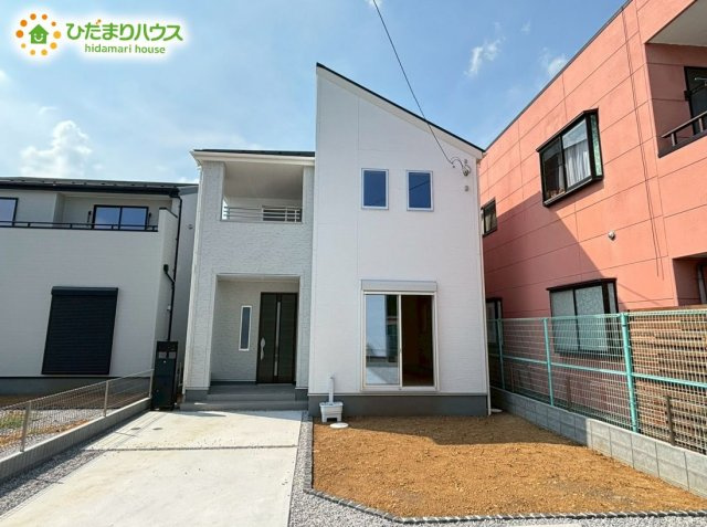 行田市長野3丁目　新築一戸建て　リーブルガーデン　03の外観|スタイリッシュでお洒落な外観です！			
