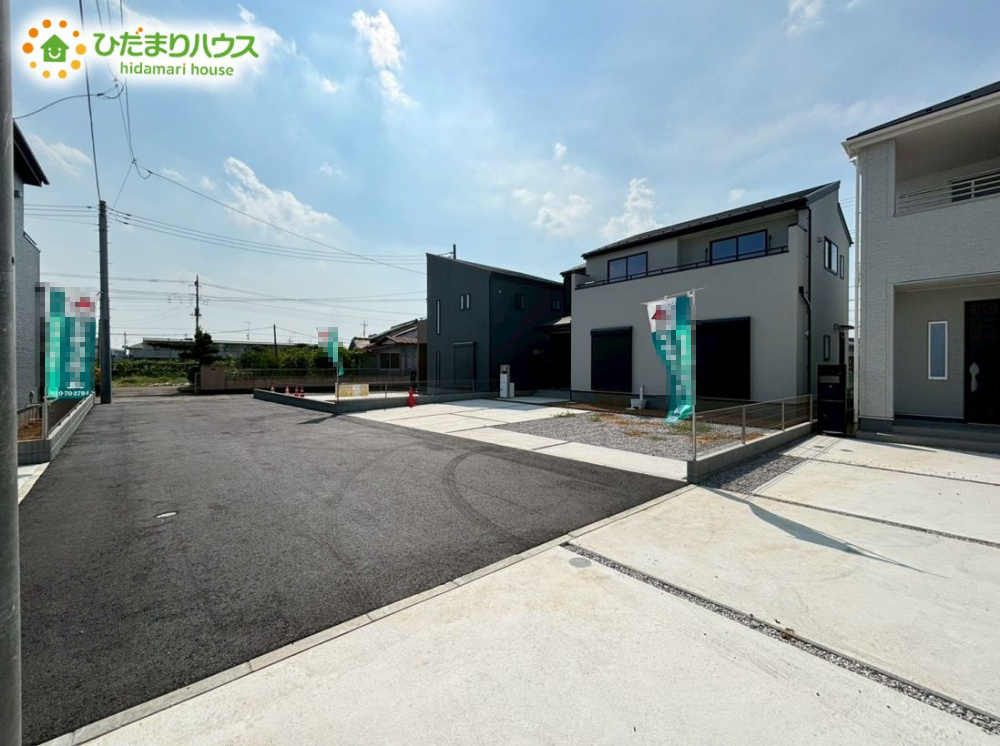 行田市長野3丁目　新築一戸建て　リーブルガーデン　03の前面道路含む現地写真|コンビニまで徒歩10分圏内！
急なお買い物も◎
