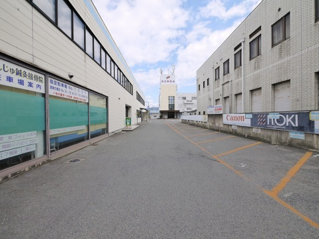 奈良事務機本社ビルA