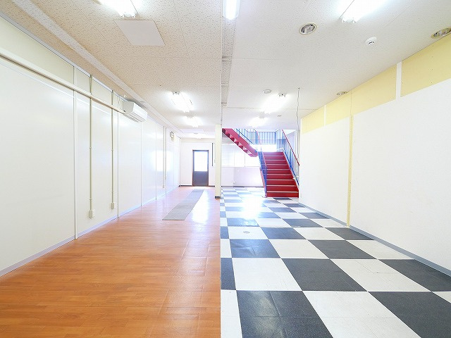 奈良事務機本社ビルAの内装