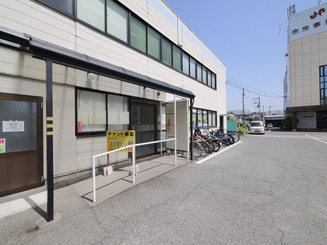 奈良事務機本社ビルA