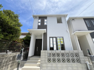 【外観】 | 豊見城市豊見城Ⅱ（全5棟）A号棟 | A号棟　オシャレな外構付き♪