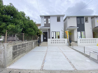 【外観】 | 豊見城市豊見城Ⅱ（全5棟）A号棟 | A号棟　並列駐車2台可♪