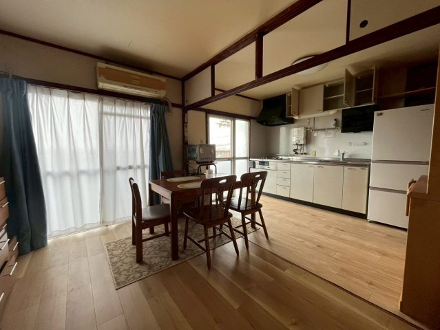 富田第二住宅70号棟の居間・リビング