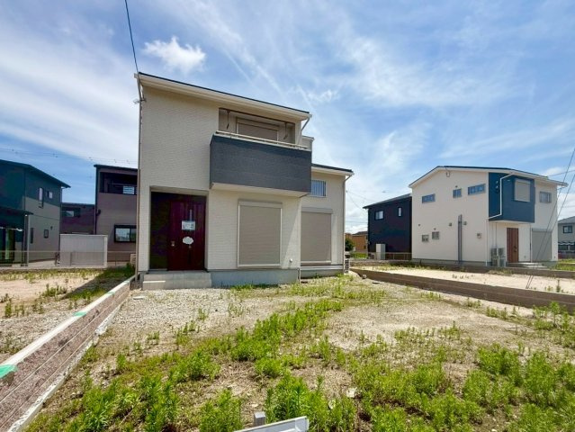 守山市小島町5号棟　新築戸建ての外観