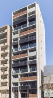 【外観】 | 鉄筋コンクリート造のがっちりとした建物。