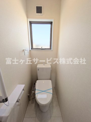 【トイレ】 | 豊橋市牛川町 58期 新築一戸建て 1号棟 | １F2F同タイプのトイレがあります