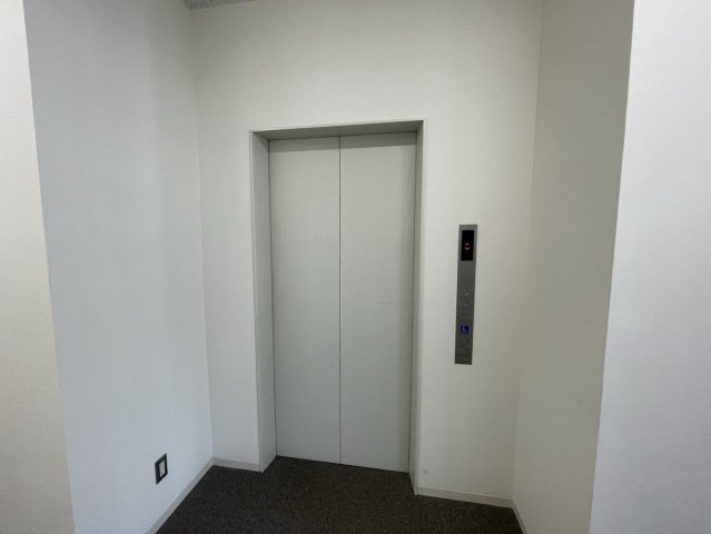 【設備】 | I・Dビル | 2F　メインエレベーター