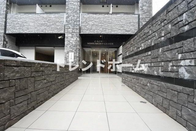 アドバンス西梅田Ⅴグランデのエントランス|選べる家電プランあり！！