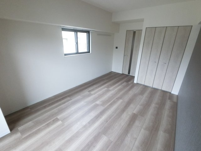 アロー東海神　３７番館の寝室