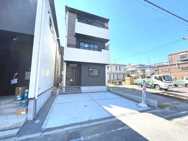 熱田区五番町2期　新築戸建　1号棟の前面道路含む現地写真|前面道路