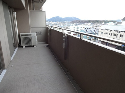 【バルコニー】 | サーパス和歌山駅前 | バルコニー　※前回募集時／２０１８年４月の写真