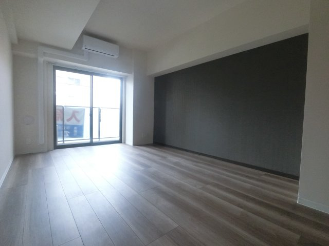 アロー東海神　３７番館の居間・リビング