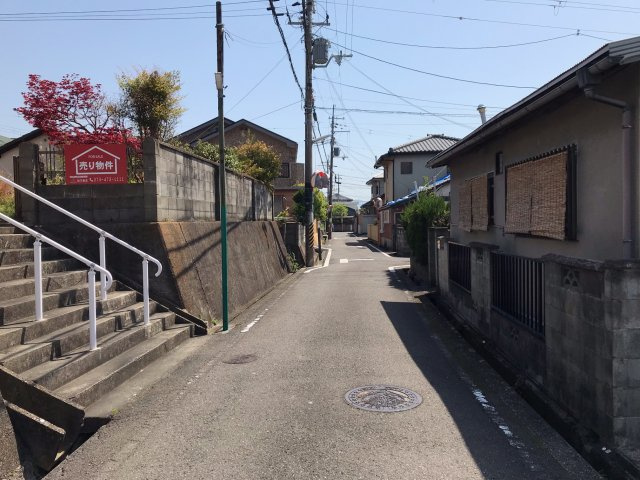 岩出市溝川・土地・56909の前面道路含む現地写真