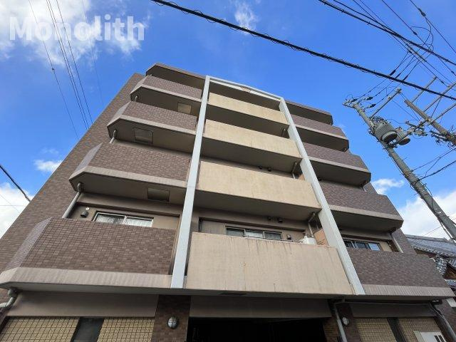 イーストキューブ