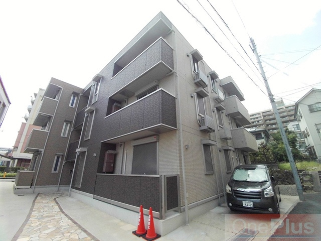 D-room灘北通の外観