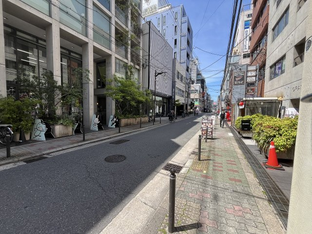 大阪市中央区南船場４丁目の店舗一部の周辺