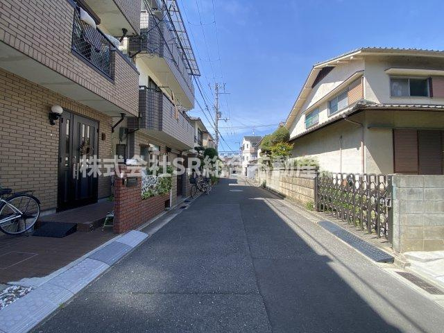 岩田町4丁目中古戸建の前面道路含む現地写真|前面道路含む現地写真です