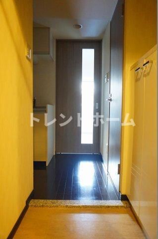 エスカーサ心斎橋EASTの玄関|選べる家電プランあり！！