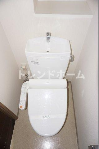 エスカーサ心斎橋EASTのトイレ|選べる家電プランあり！！