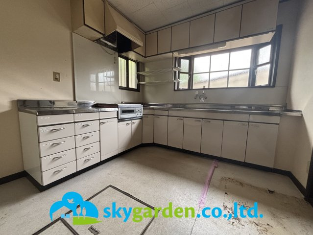 平塚市土屋　中古戸建のキッチン