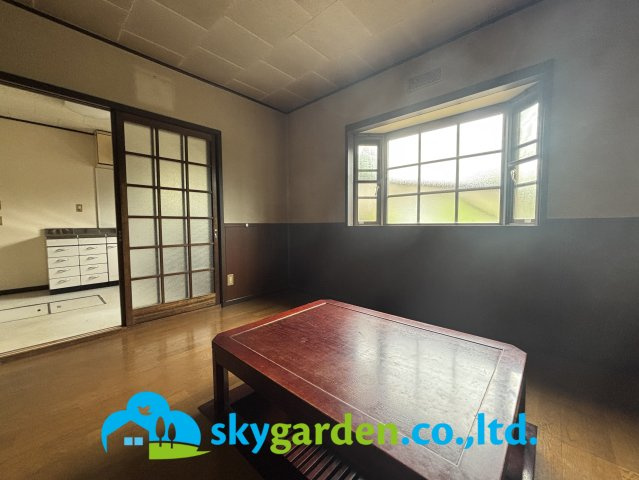 平塚市土屋　中古戸建の居間・リビング