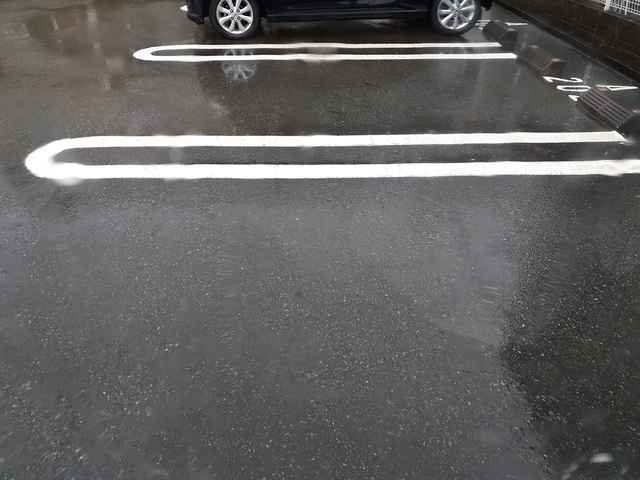 アウローラ玉手Ｂの駐車場