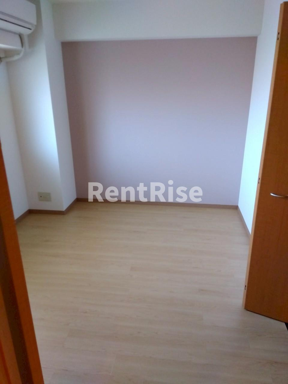 ハイツオレンジA棟の居間・リビング