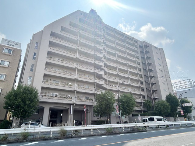 【現況写真】 | グリーンビレッジ豊玉 | 前面道路と外観の様子です。～即日のご見学可能～　お問合せはお気軽にどうぞ。
