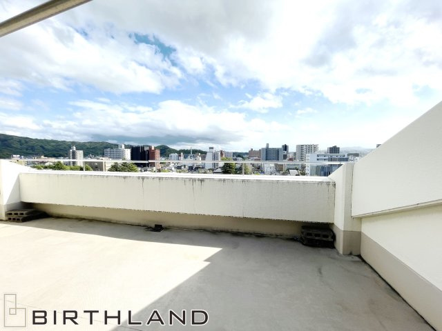 中古マンション　パレ・ブラン　9階メゾネットタイプ　眺望良好のキッチン