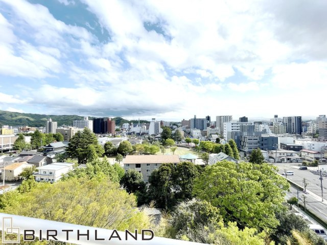中古マンション　パレ・ブラン　9階メゾネットタイプ　眺望良好の展望|福島市内を一望できます！