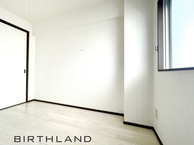 中古マンション　パレ・ブラン　9階メゾネットタイプ　眺望良好の洋室