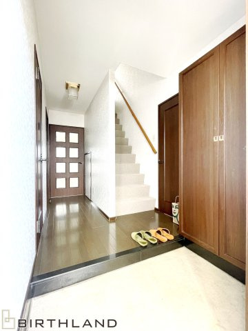 中古マンション　パレ・ブラン　9階メゾネットタイプ　眺望良好の玄関