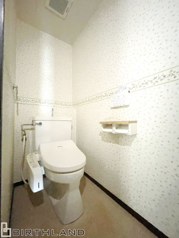 中古マンション　パレ・ブラン　9階メゾネットタイプ　眺望良好のトイレ