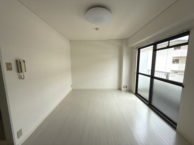 ジュネス船場の寝室